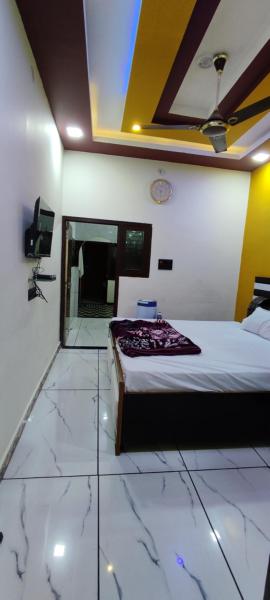 Shree Ji Home Stay